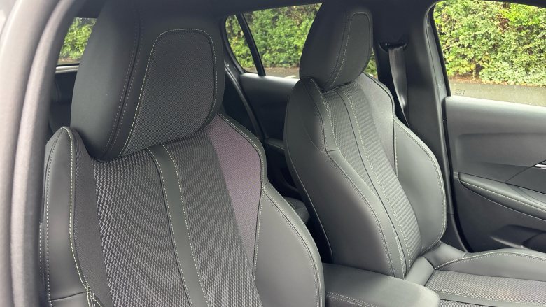 Peugeot 208 1.2 Hybrid 136 GT 5dr e-DSC6 Petrol Hatchback